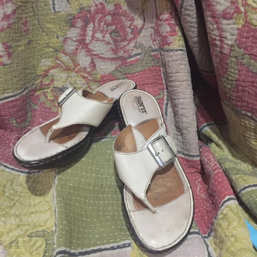 Born wedge sandals size 8